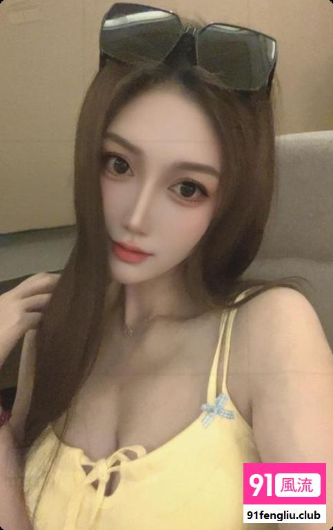 粉嫩鲍鱼水多尤物